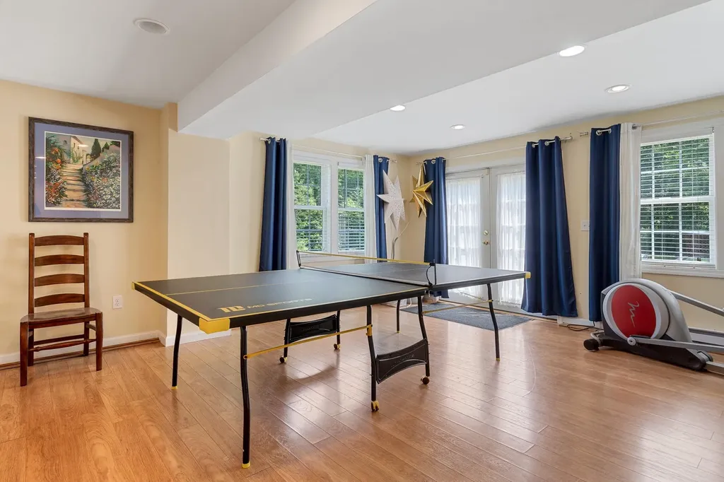 91 Seaverns Bridge Road Amherst NH 03031