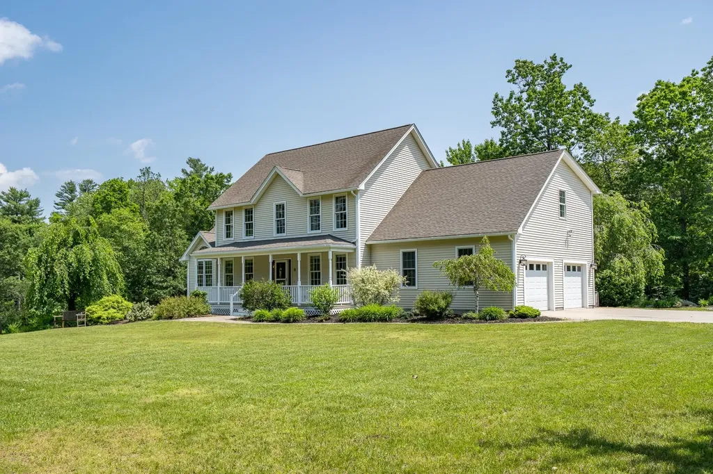 91 Seaverns Bridge Road Amherst NH 03031