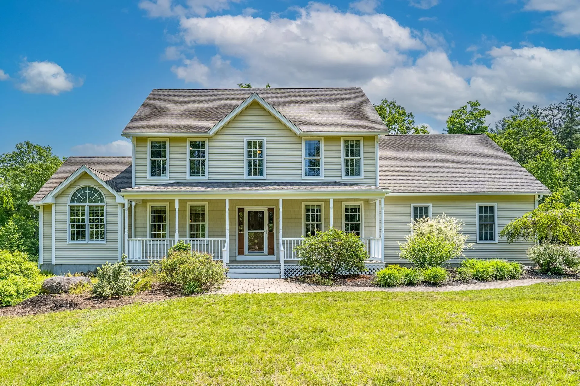 91 Seaverns Bridge Road Amherst NH 03031