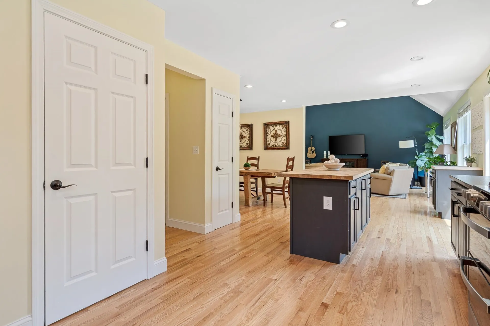 91 Seaverns Bridge Road Amherst NH 03031