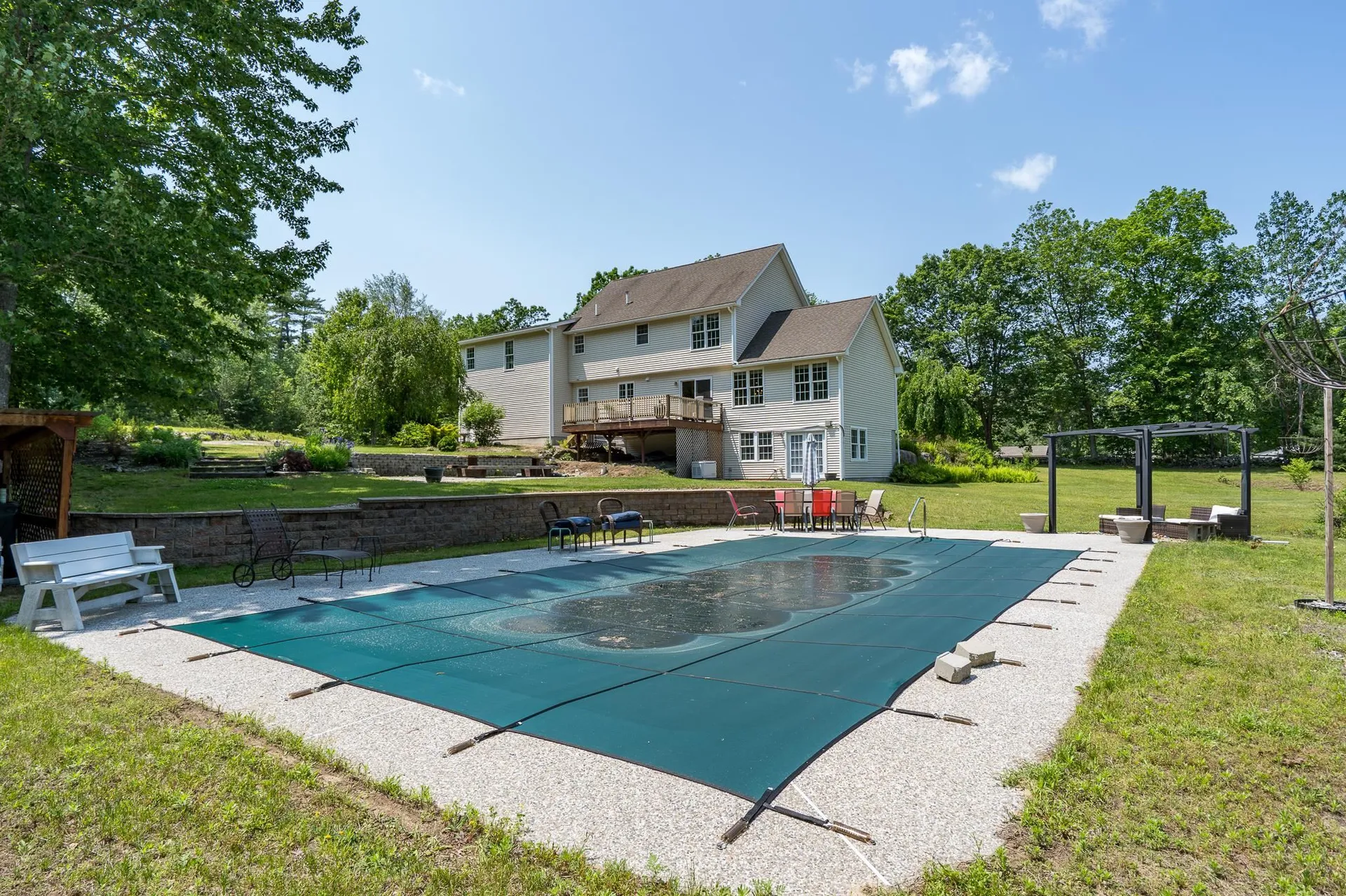 91 Seaverns Bridge Road Amherst NH 03031