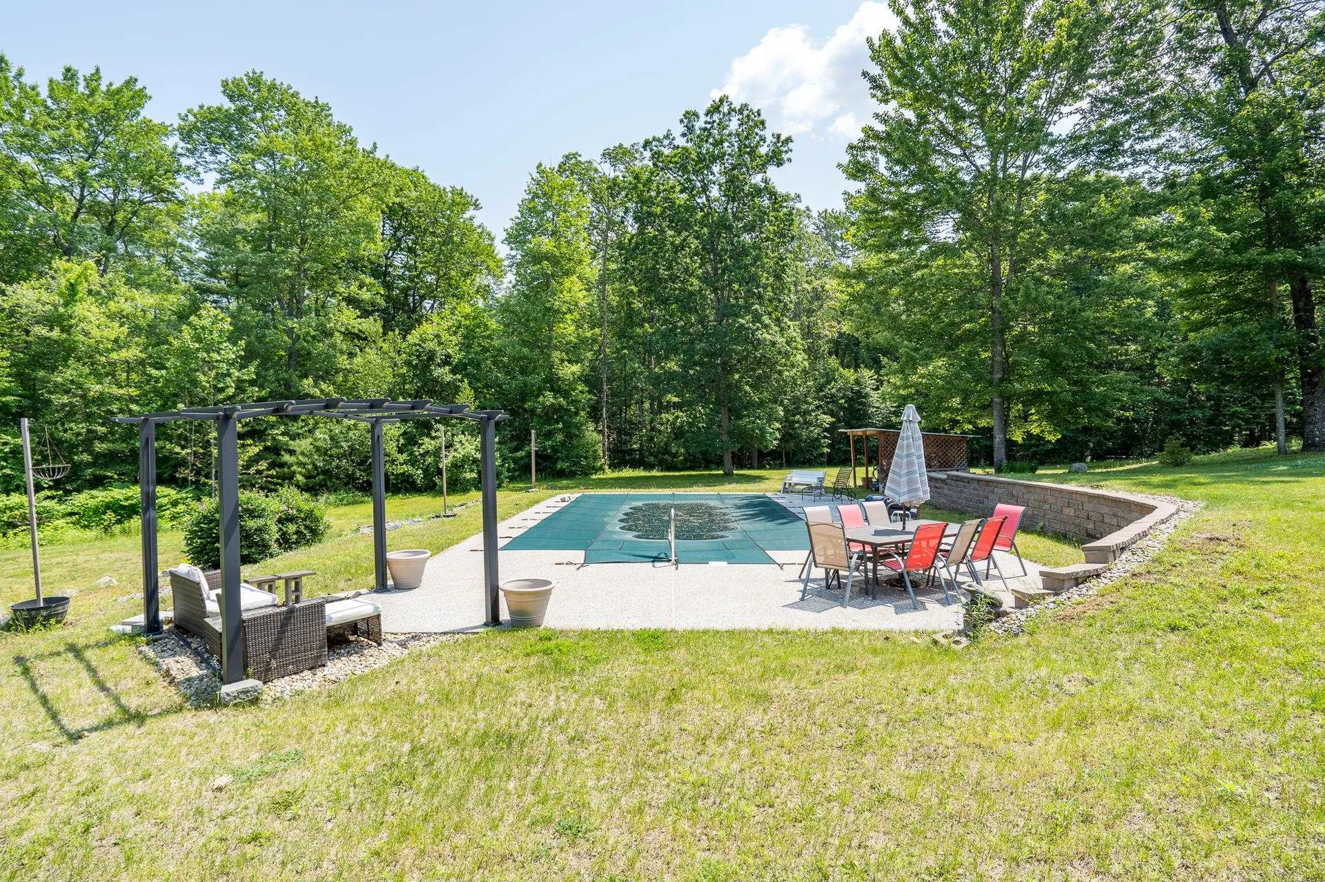 91 Seaverns Bridge Road Amherst NH 03031