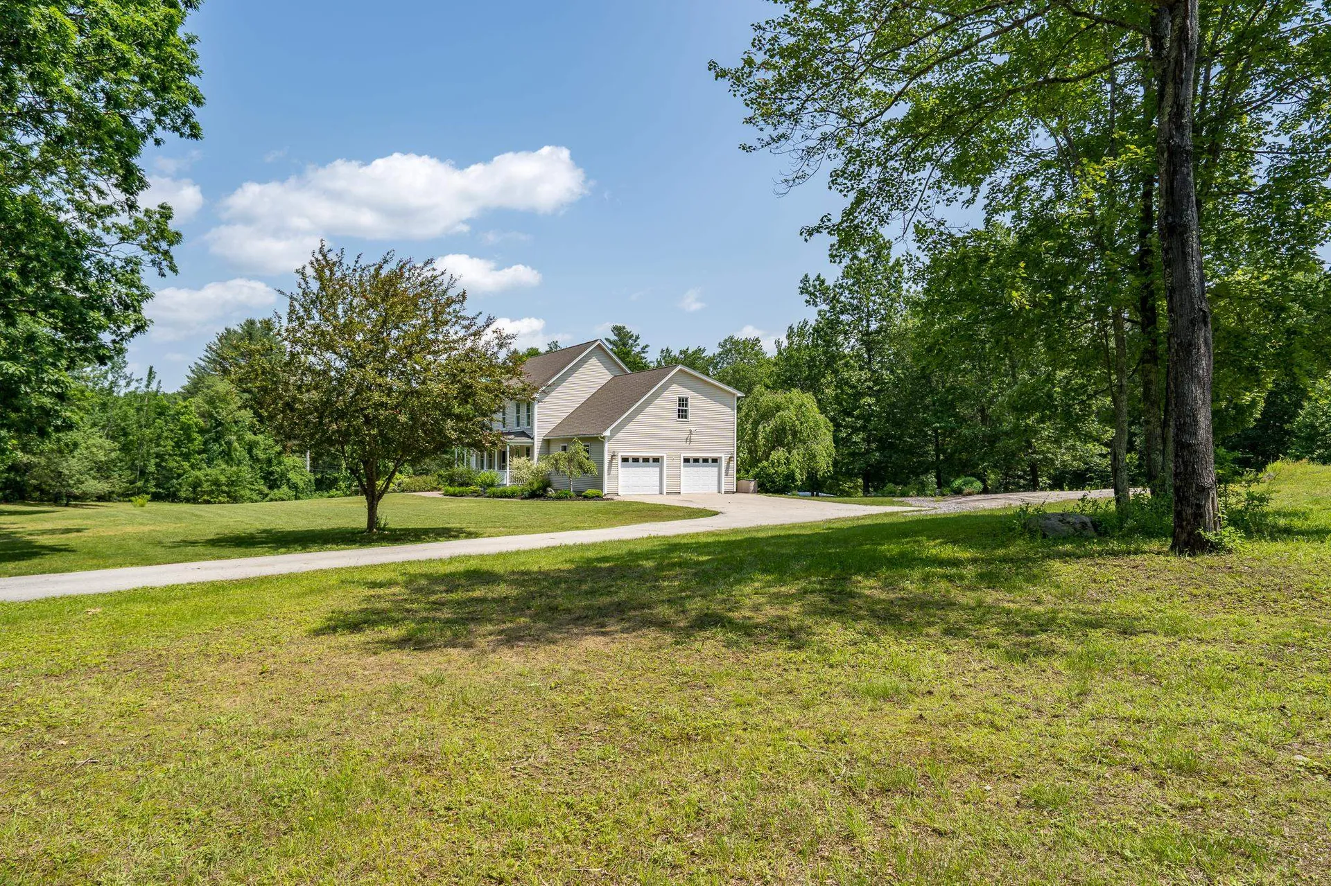 91 Seaverns Bridge Road Amherst NH 03031