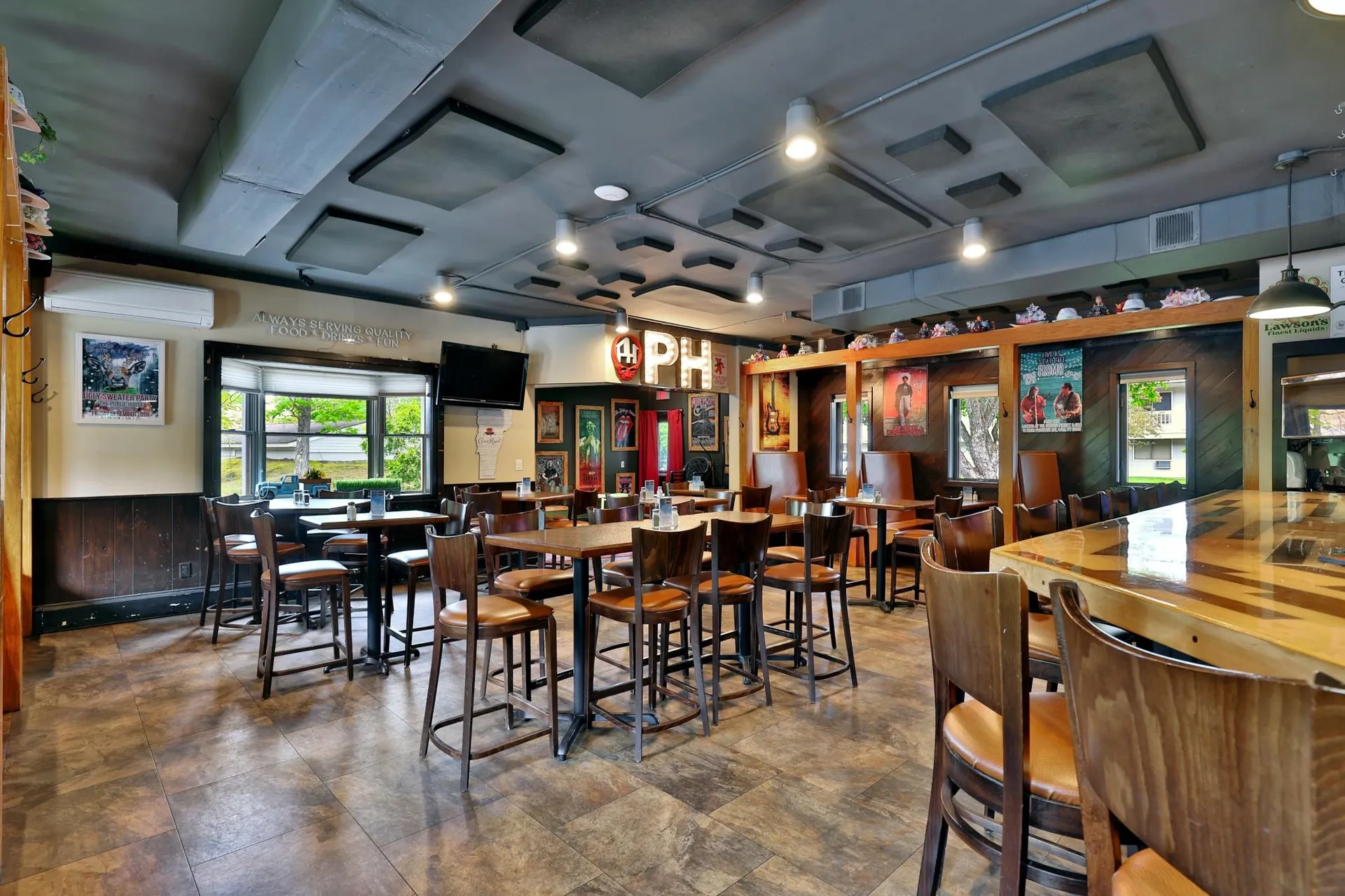 20 Public Way Hartford VT 05059-0967