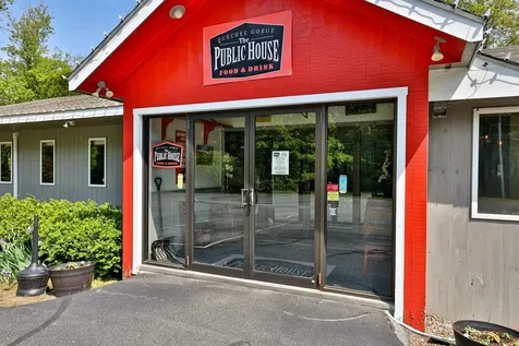 20 Public Way Hartford VT 05059-0967