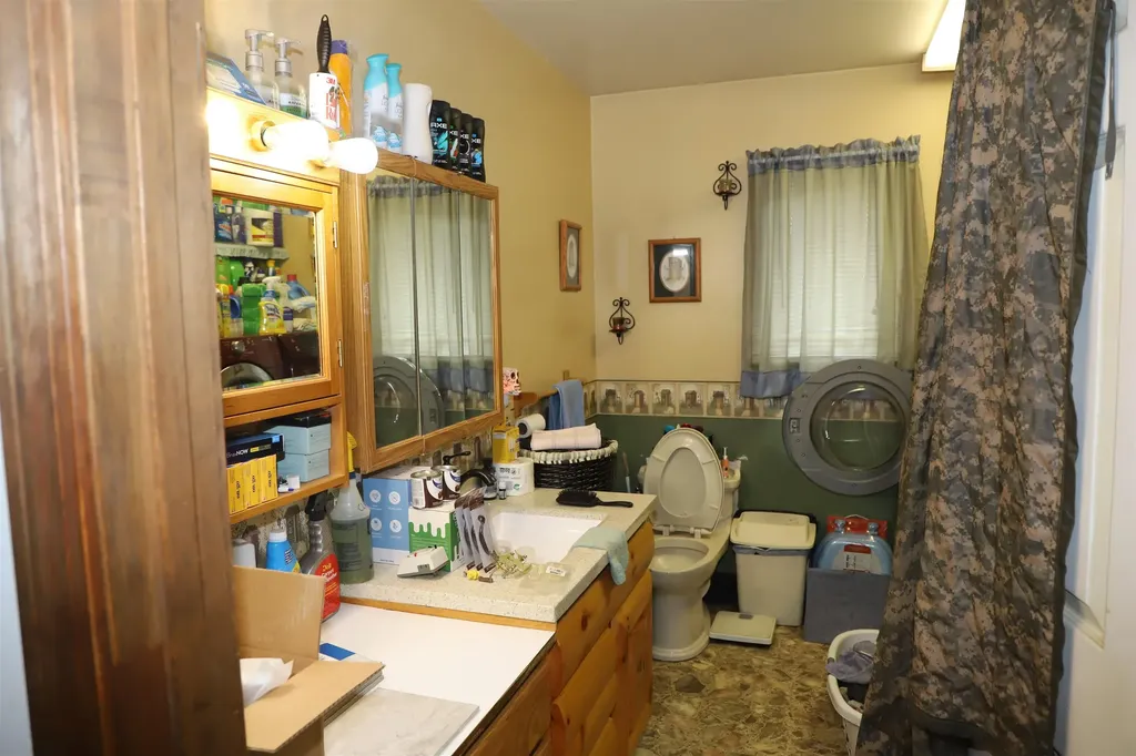 350 Glen Road Newport City VT 05855