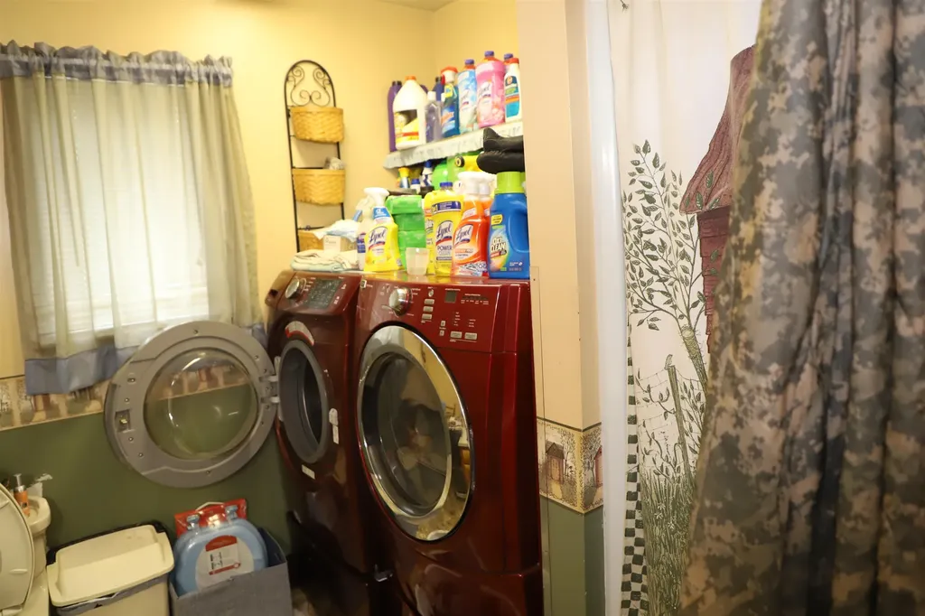 350 Glen Road Newport City VT 05855