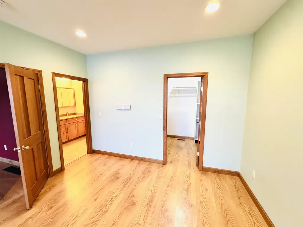 1 Jenny Dickey Hill Road Derry NH 03038