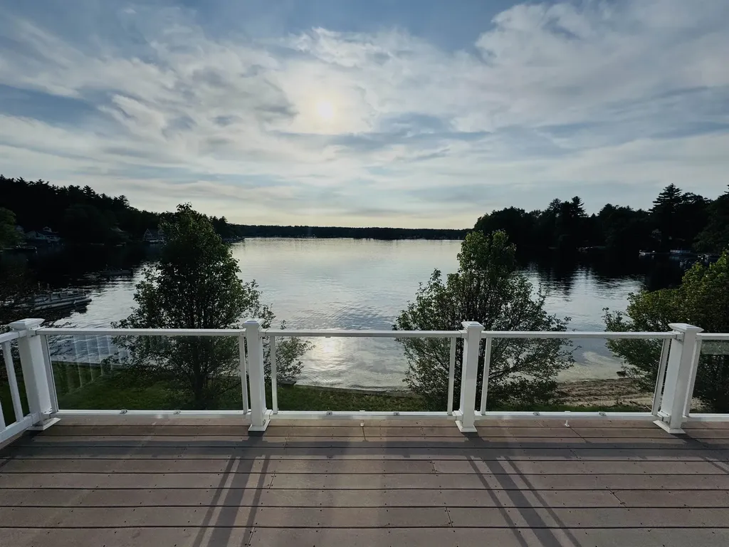 1 Jenny Dickey Hill Road Derry NH 03038