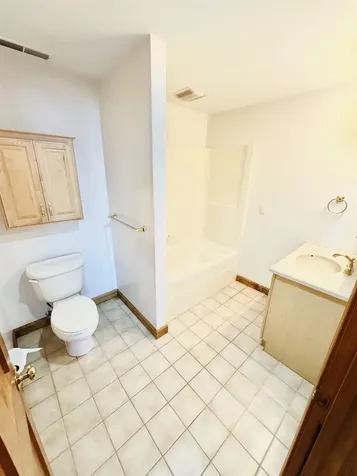 1 Jenny Dickey Hill Road Derry NH 03038