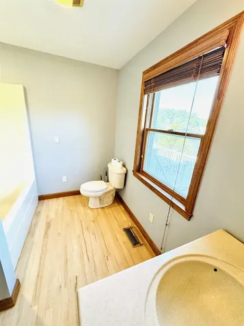 1 Jenny Dickey Hill Road Derry NH 03038