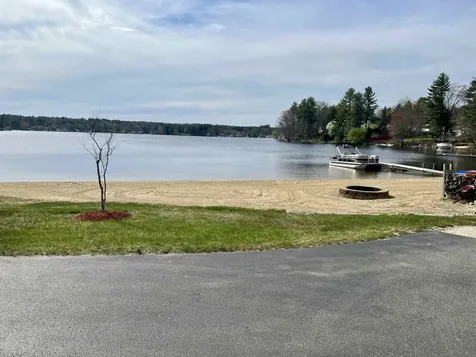 1 Jenny Dickey Hill Road Derry NH 03038