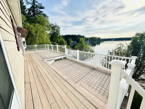 1 Jenny Dickey Hill Road Derry NH 03038