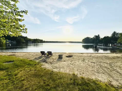 1 Jenny Dickey Hill Road Derry NH 03038