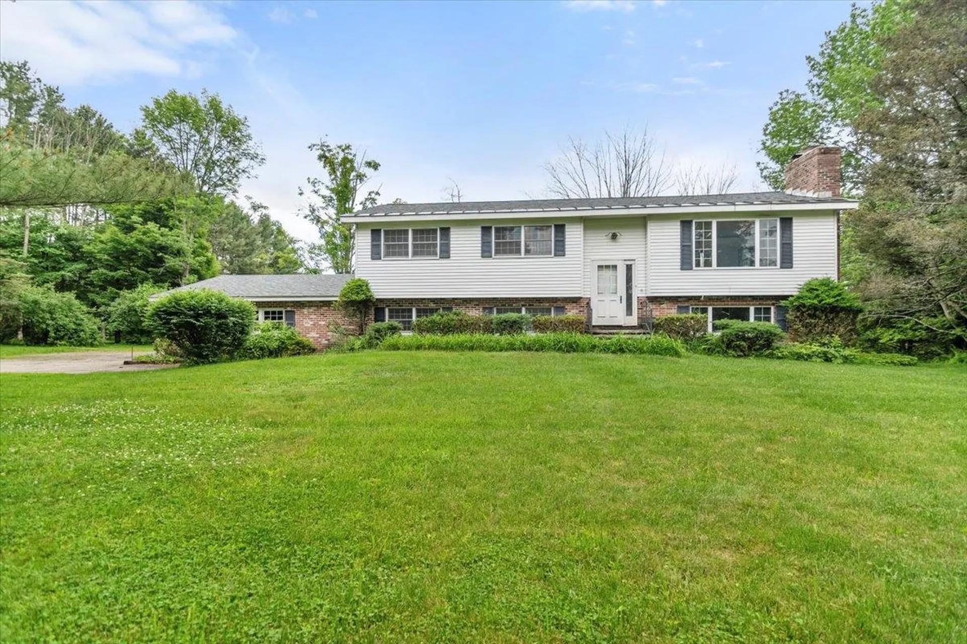 169 Bard Road Bennington VT 05201