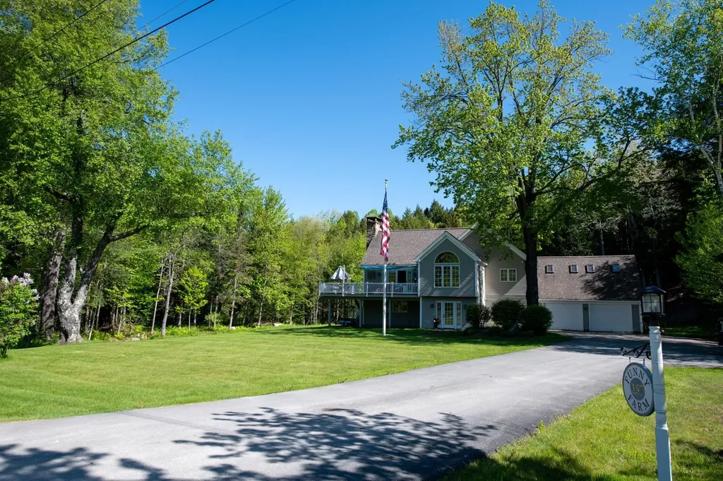 157 Old Sawmill Road Londonderry VT 05148