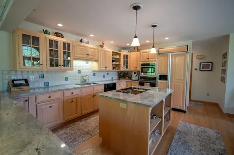 157 Old Sawmill Road Londonderry VT 05148