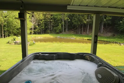 157 Old Sawmill Road Londonderry VT 05148