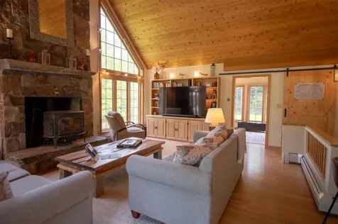 157 Old Sawmill Road Londonderry VT 05148