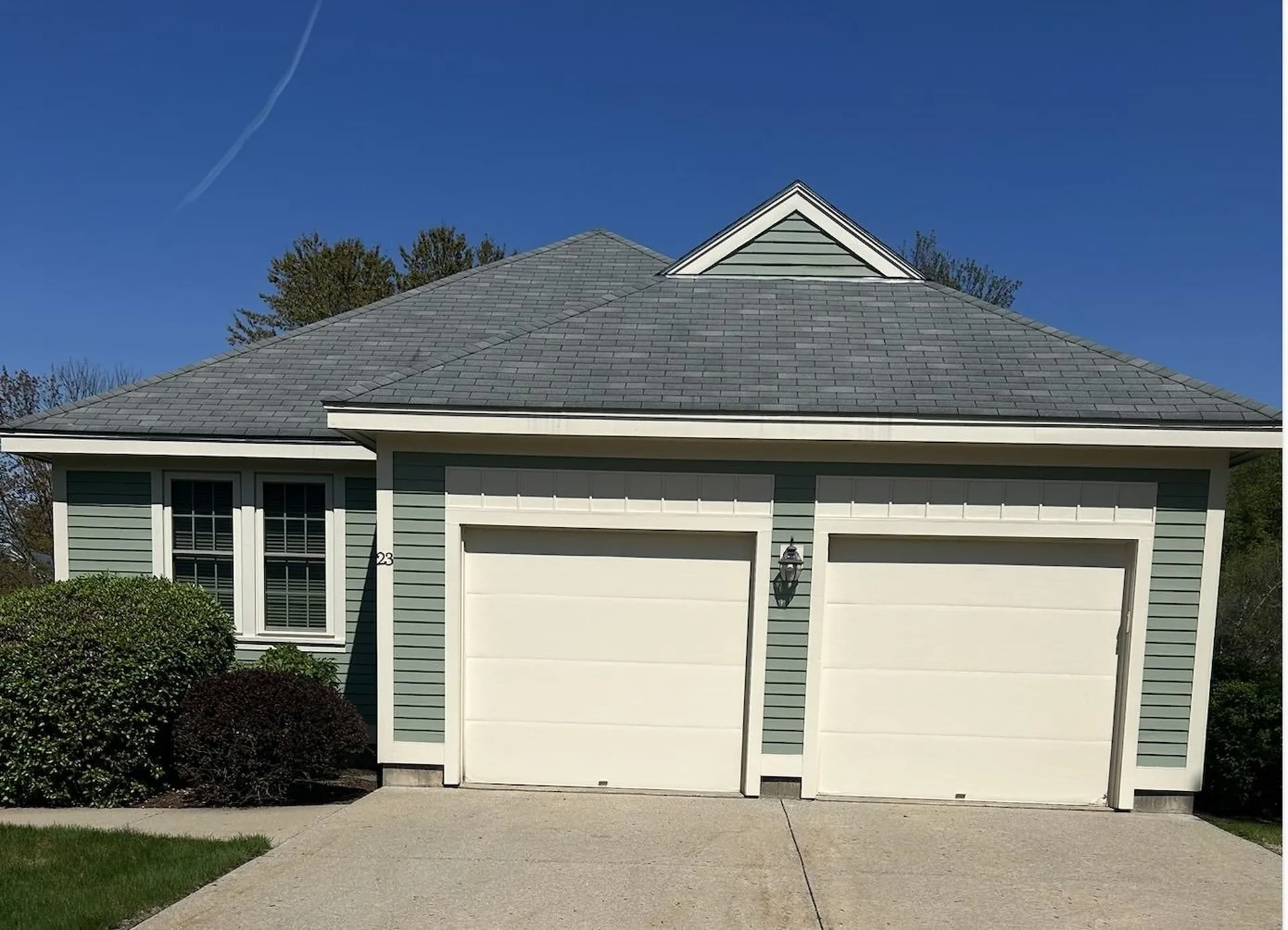 23 Gleneagle Drive Bedford NH 03101