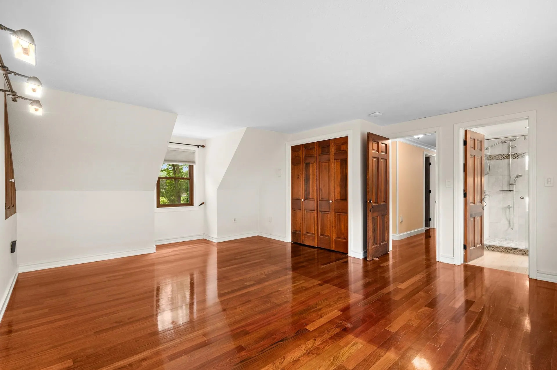 90 Giles Road East Kingston NH 03827