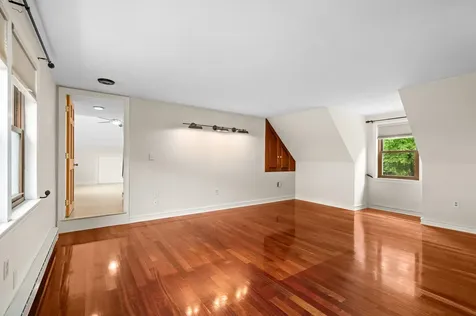 90 Giles Road East Kingston NH 03827