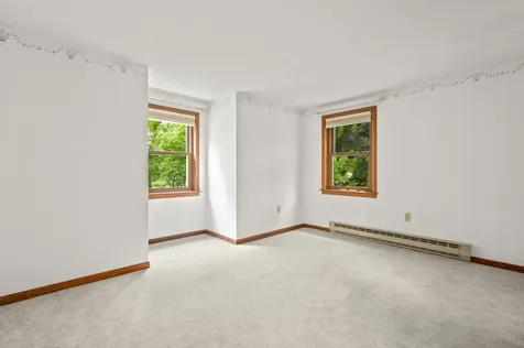 90 Giles Road East Kingston NH 03827