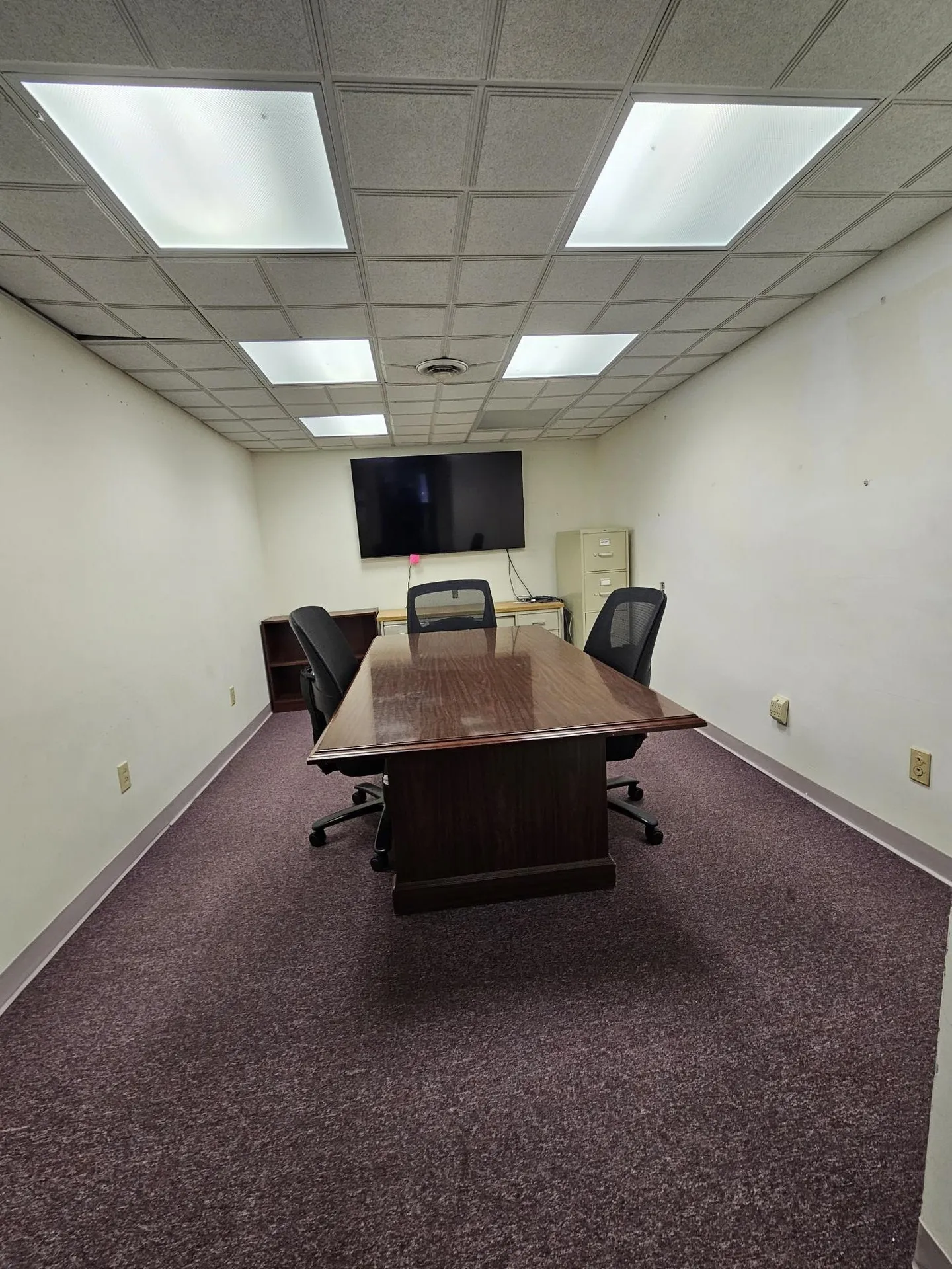 12 Parmenter Road Londonderry NH 03053