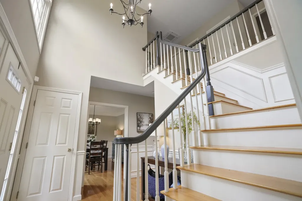 87 Rosewell Road Bedford NH 03110