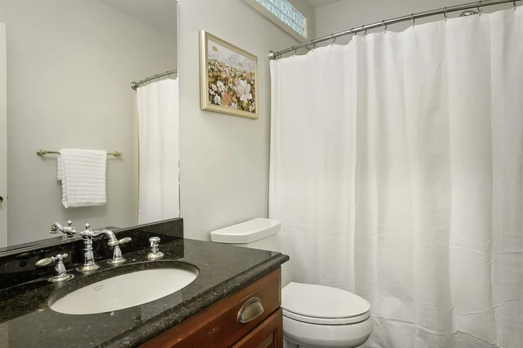 87 Rosewell Road Bedford NH 03110