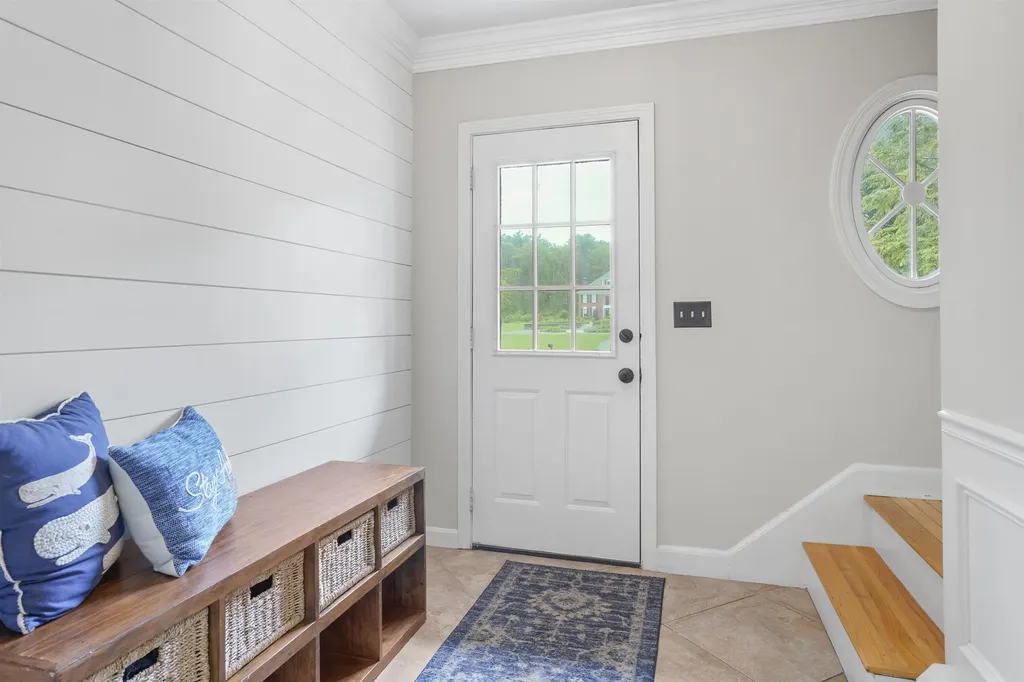 87 Rosewell Road Bedford NH 03110