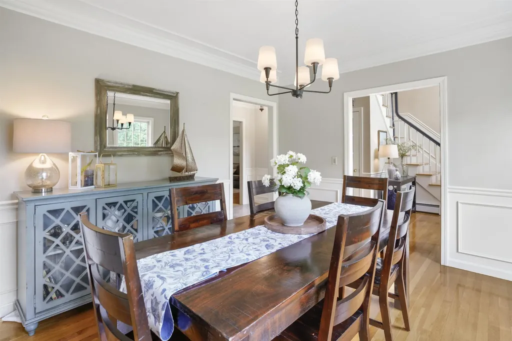 87 Rosewell Road Bedford NH 03110