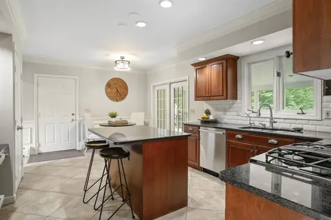 87 Rosewell Road Bedford NH 03110