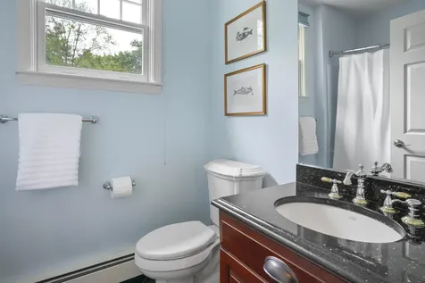 87 Rosewell Road Bedford NH 03110