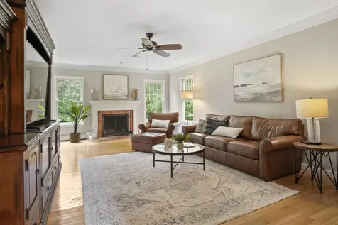 87 Rosewell Road Bedford NH 03110