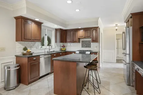 87 Rosewell Road Bedford NH 03110