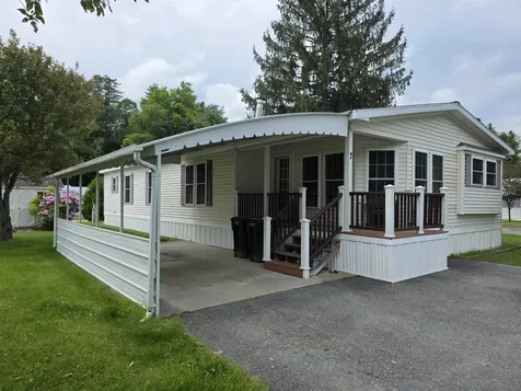7 Stardust Circle Weathersfield VT 05030