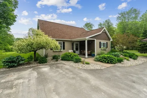 177 Barton Road Croydon NH 03773