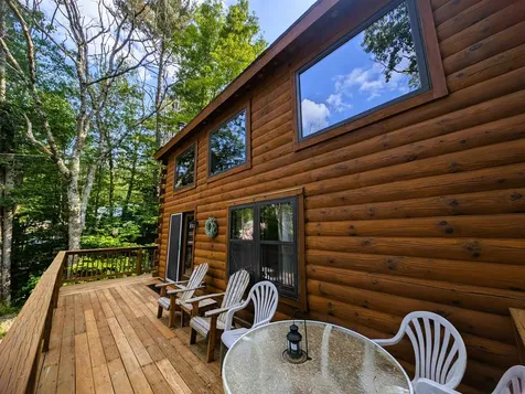 4 D Street Conway NH 03818