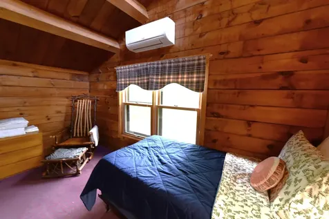 4 D Street Conway NH 03818