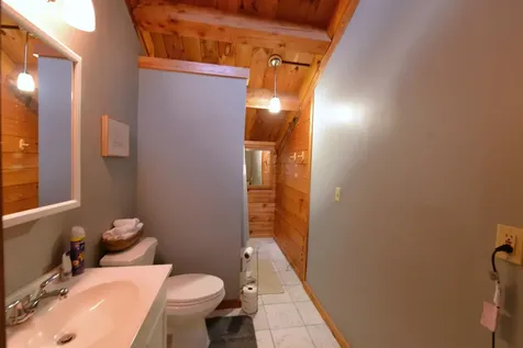 4 D Street Conway NH 03818