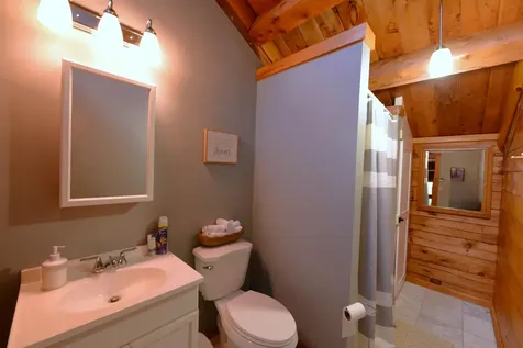 4 D Street Conway NH 03818