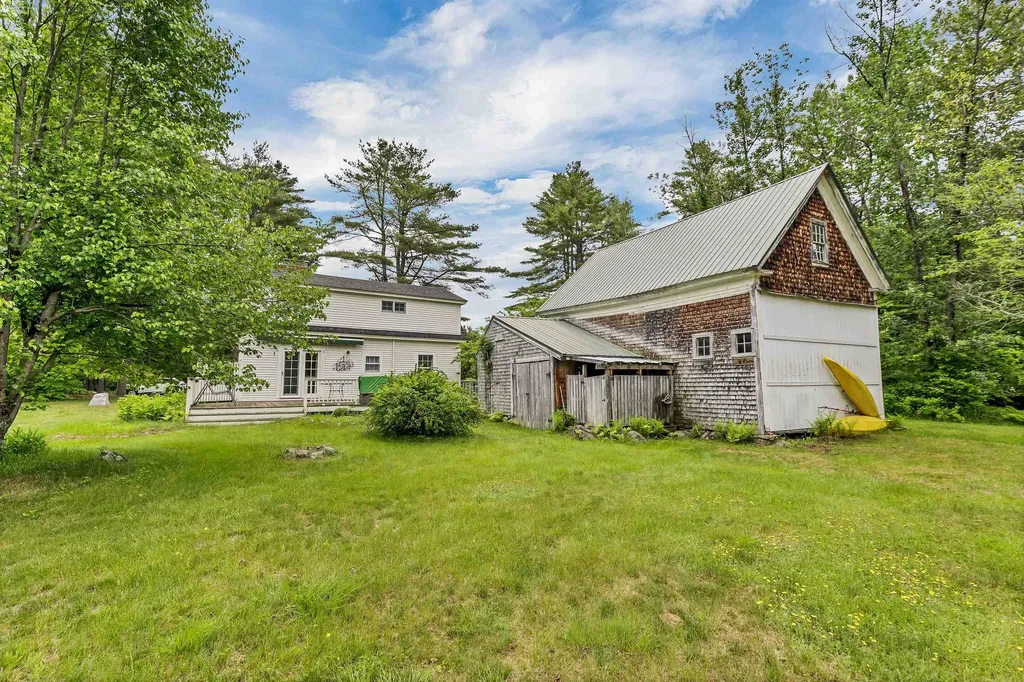 205 Wentworth Road Brookfield NH 03872