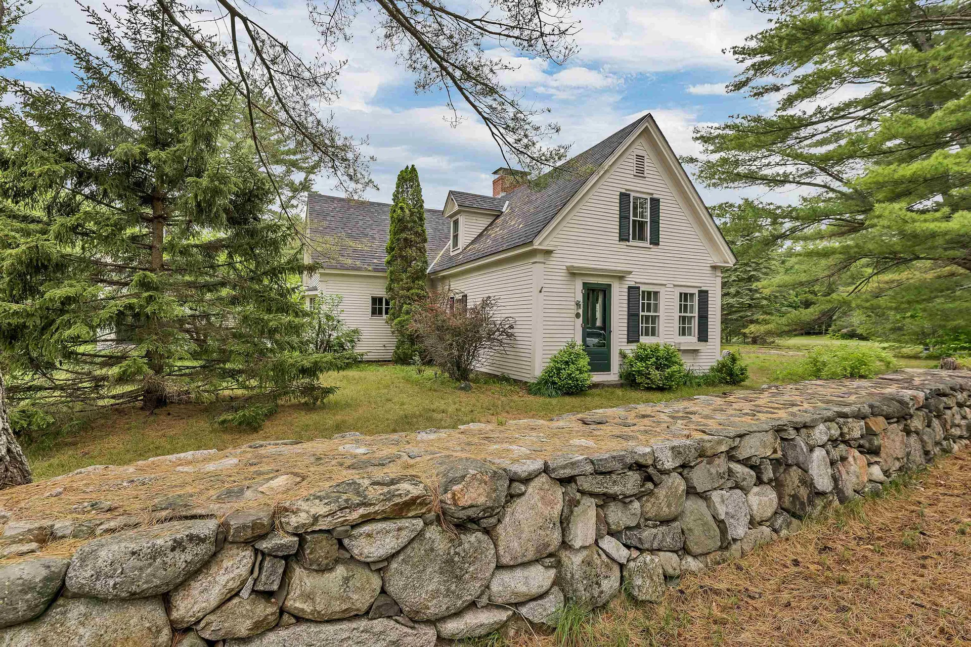 Brookfield NH, 205 Wentworth Road