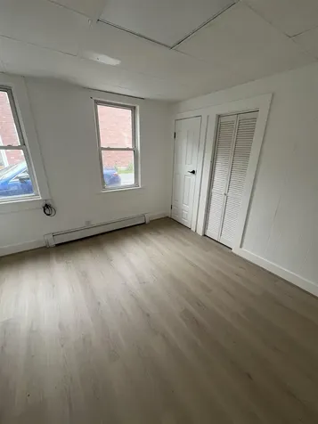 51 South Street Rollinsford NH 03869