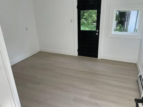 51 South Street Rollinsford NH 03869