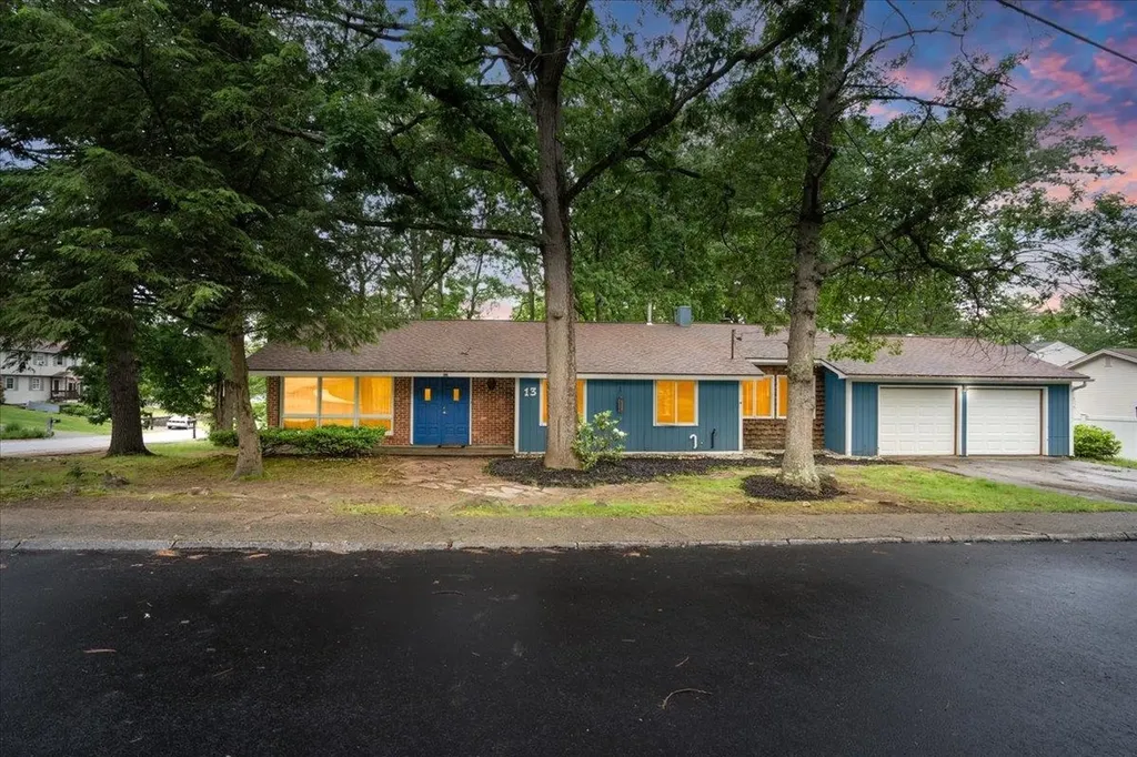 13 Fountain Lane Nashua NH 03062
