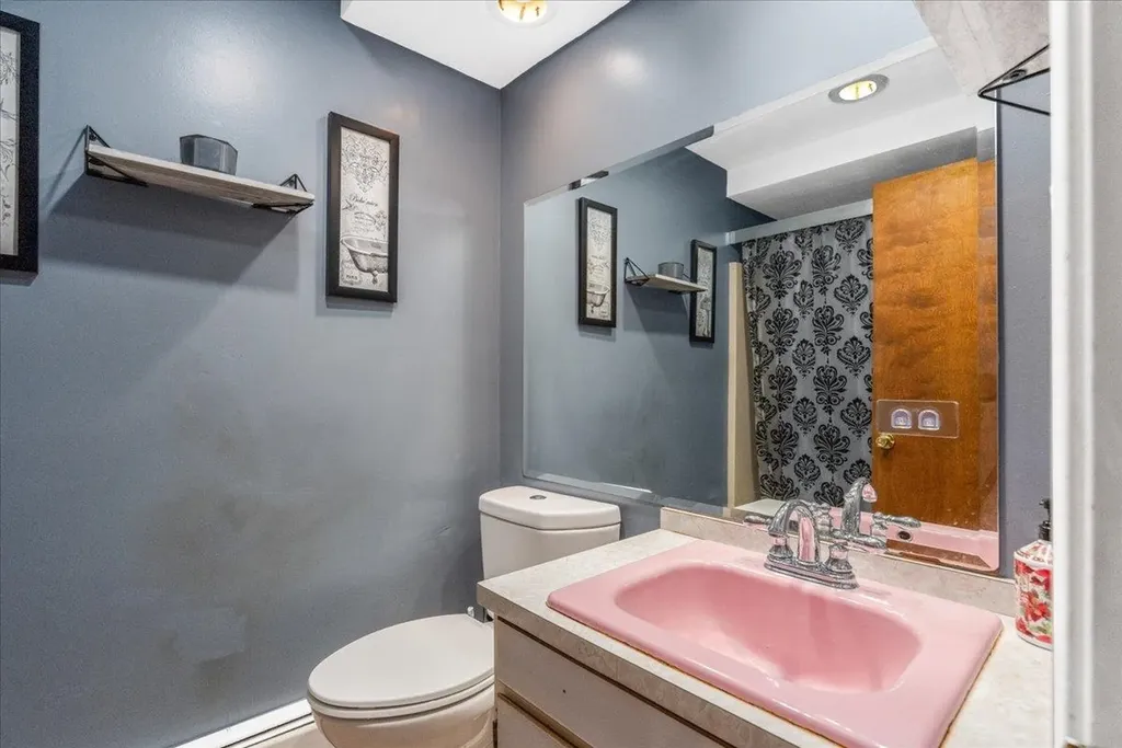 13 Fountain Lane Nashua NH 03062