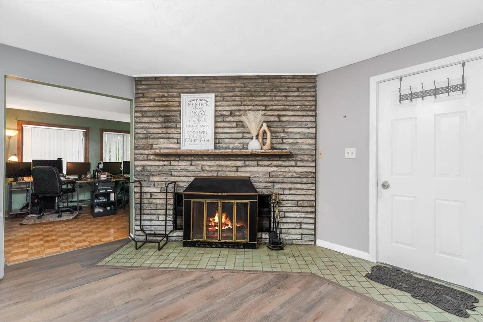 13 Fountain Lane Nashua NH 03062