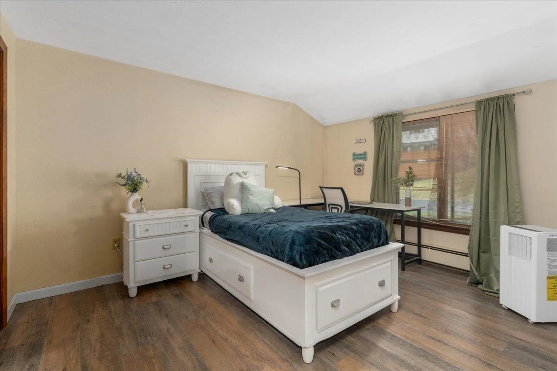 13 Fountain Lane Nashua NH 03062